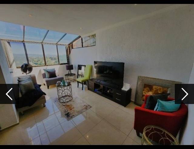 2 BEDROOM TOWNHOUSE FOR SALE IN PARADISE VALLEY